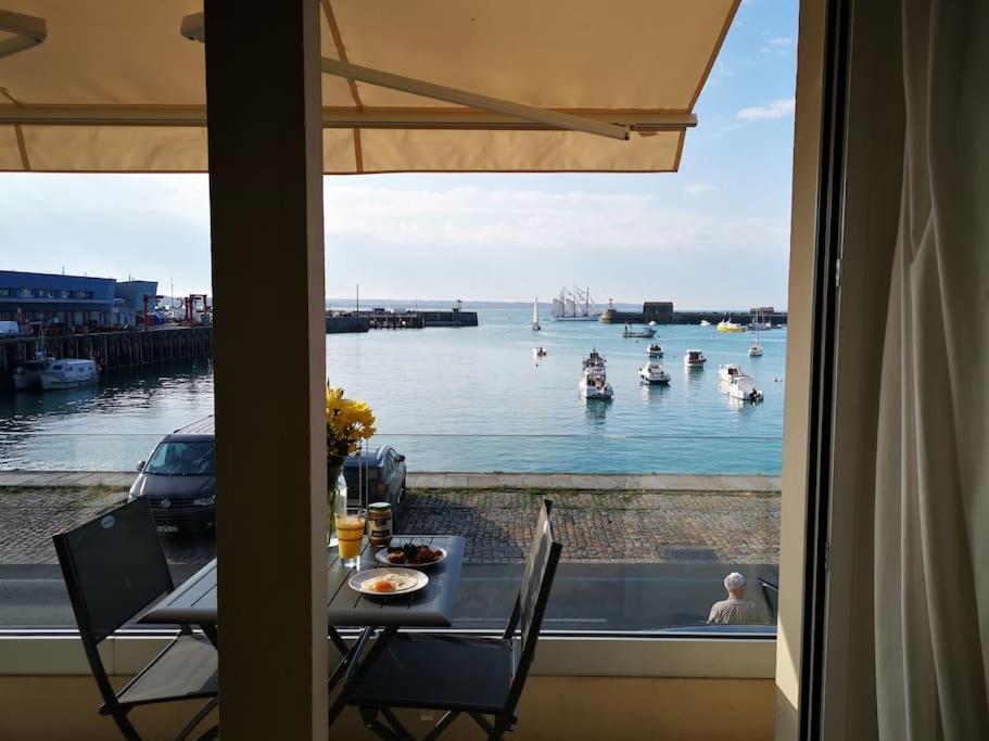 Charme Et Zenitude, Avec Vue Exceptionnelle Sur Le Port Granville